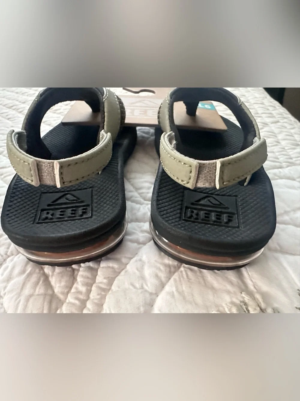 NWT~Reef Toddler Black and Tan Sandals, Size L6